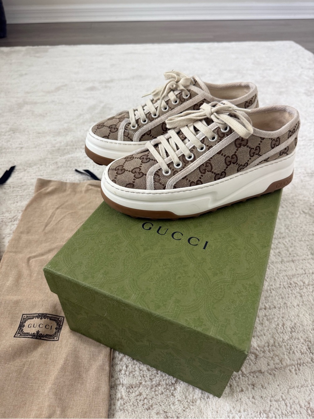 Gucci Sneakers